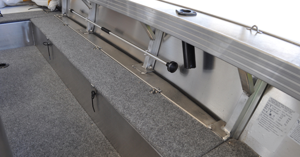 469 Outlaw Centre Console